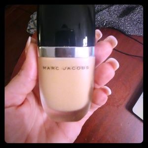 Marc Jacobs Beauty Genius Gel Foundation